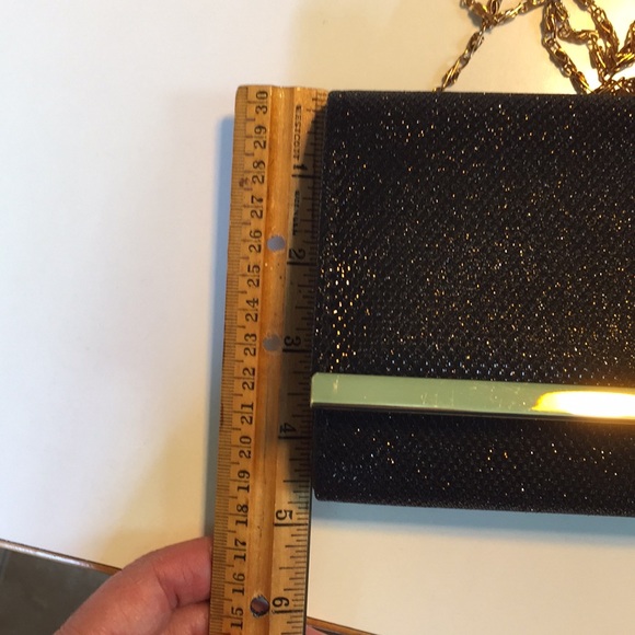 Glimmering Black Evening Clutch, opt. chain strap - Picture 6 of 8